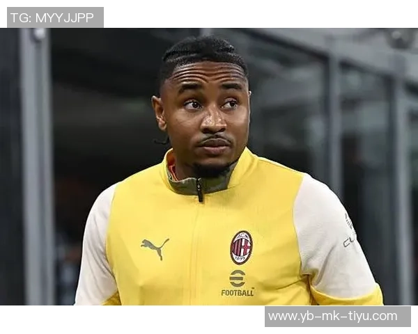 恩昆库本周一继续单独训练下一轮意甲复出前景仍不明朗